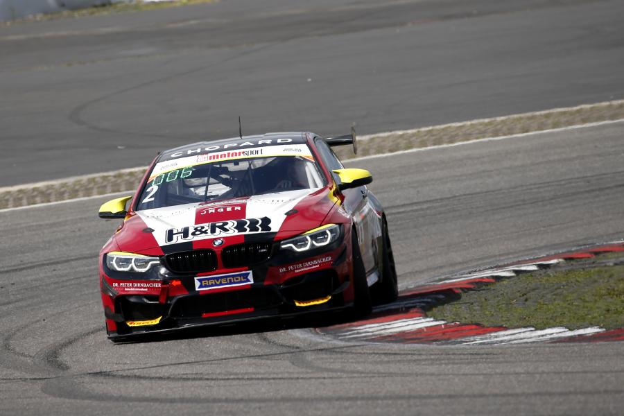  BMW M4 GT4 (F82) 2017 года  (фото 33 из 46)